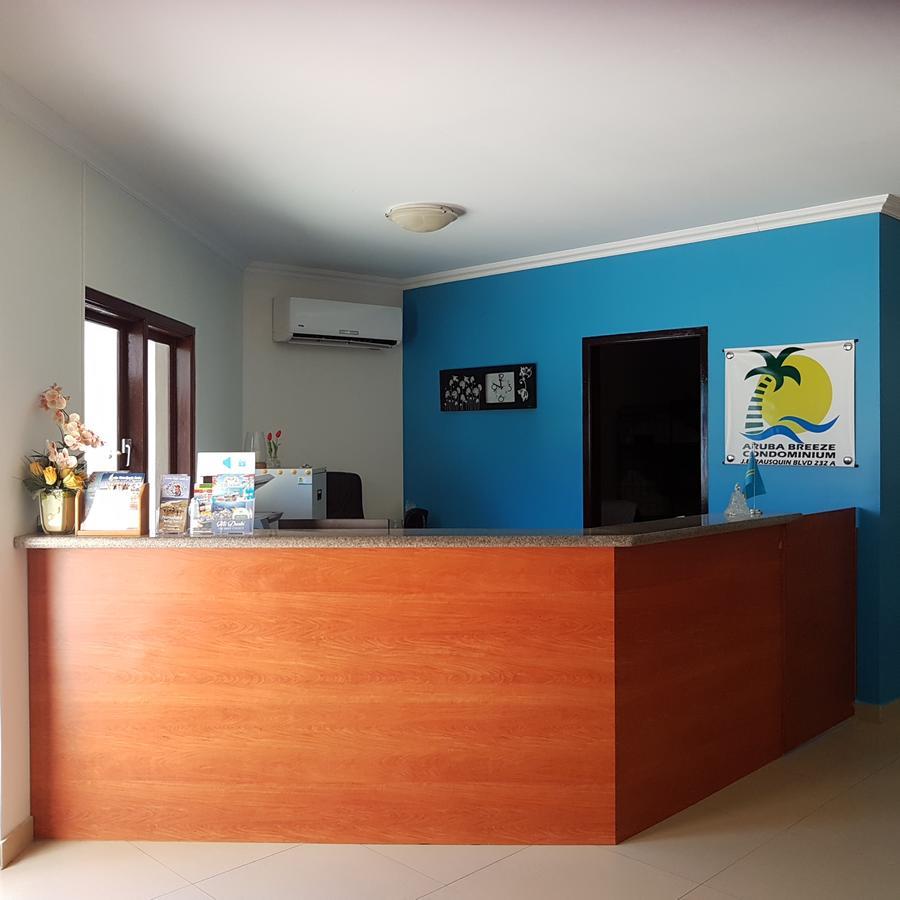 Aruba Breeze Condo Oranjestad Exterior foto